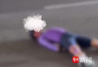 选手头部遭后车碾压伤情极为严重?安徽一自行车赛摔车事故致多人受伤 第4张 选手头部遭后车碾压伤情极为严重?安徽一自行车赛摔车事故致多人受伤 第4张